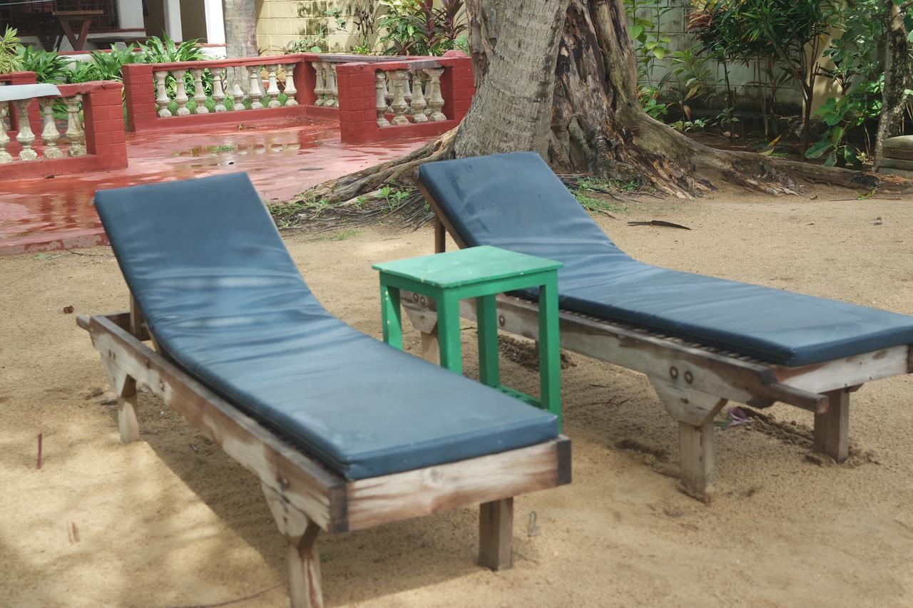 Dephani Beach Hotel Negombo Buitenkant foto