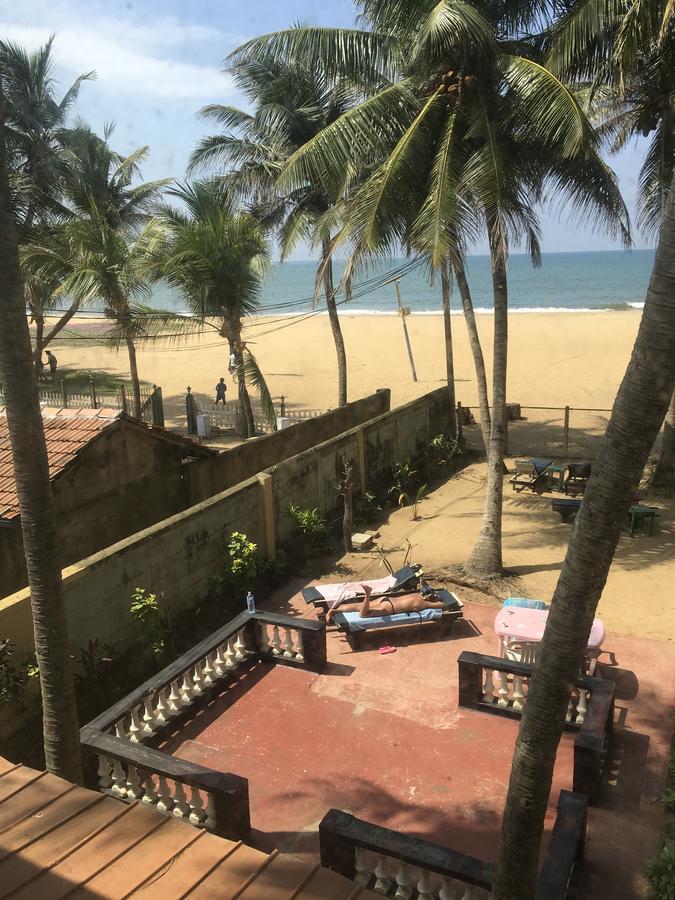 Dephani Beach Hotel Negombo Buitenkant foto